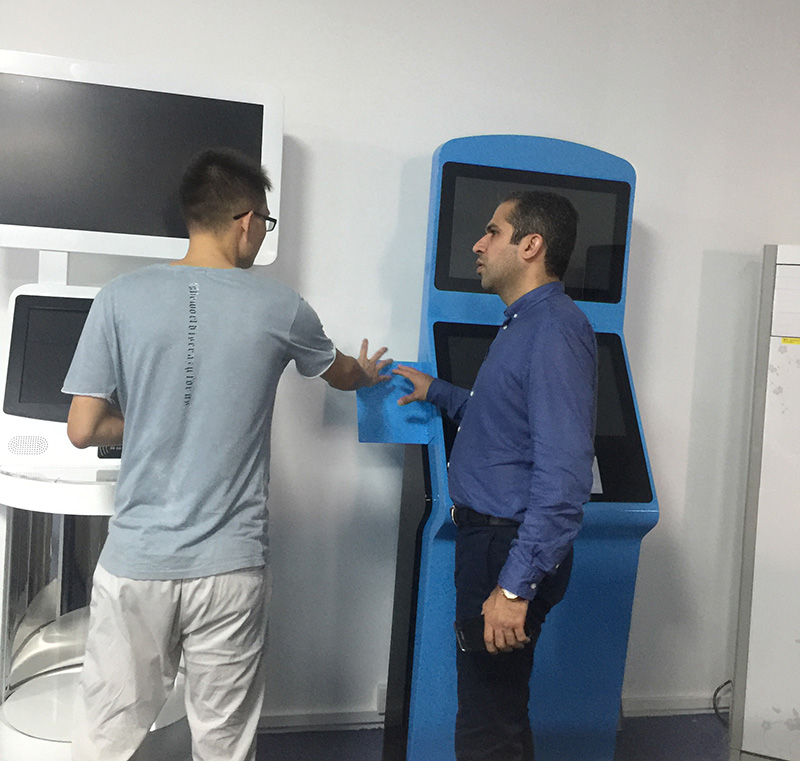 迪拜客戶來訪,與液晶拼接商用顯示產品更近一步合作交流